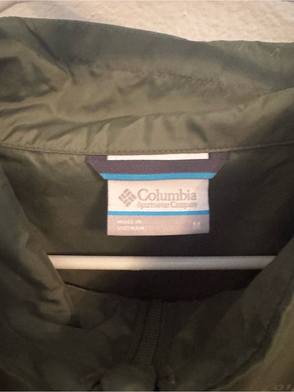 Columbia Olive Green Lightweight Packable Windbreaker - Picture 5 of 9
